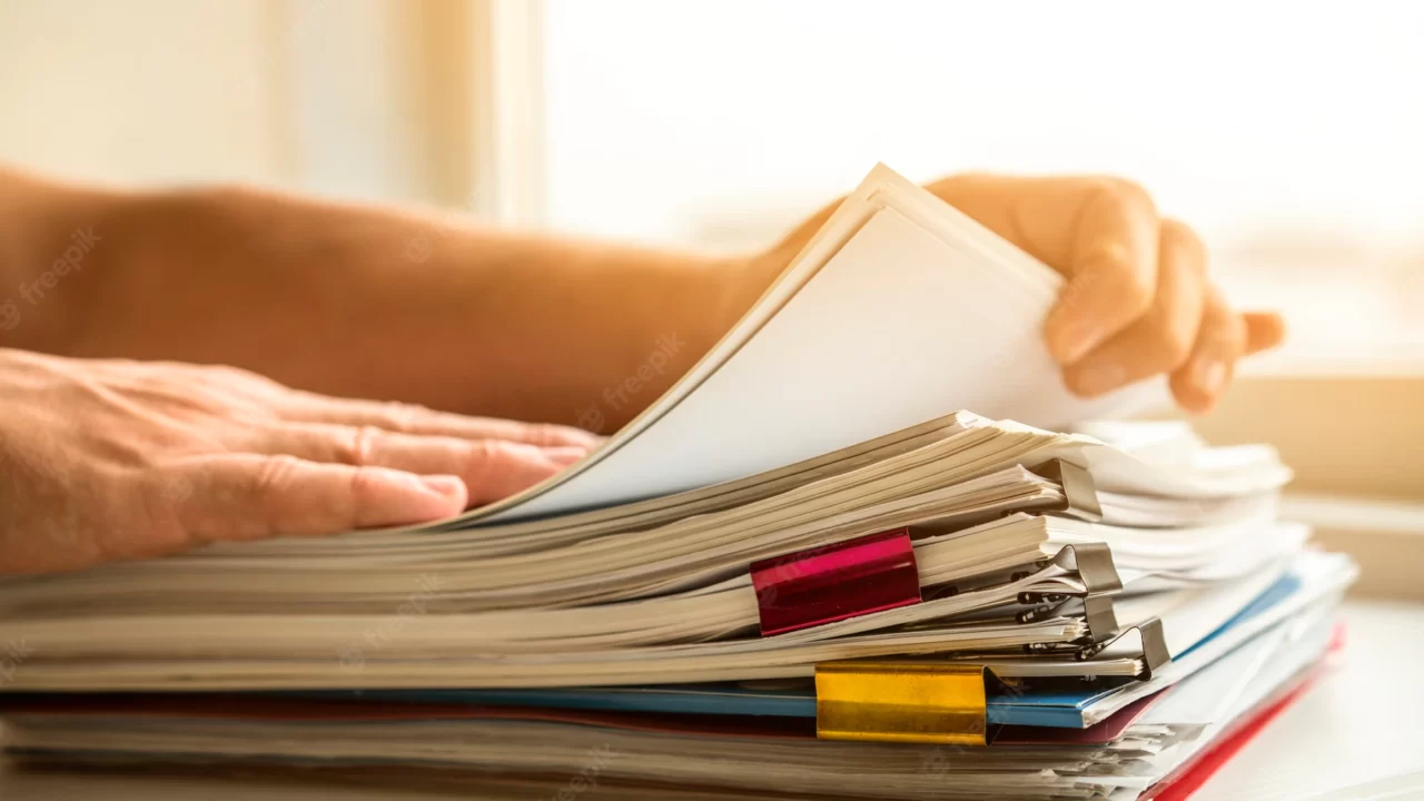 Es deber de los sujetos procesales remitir sus pronunciamientos con copia a la contraparte