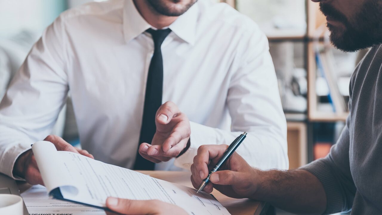 Imposición de multas sólo procede en vigencia del plazo de ejecución del contrato