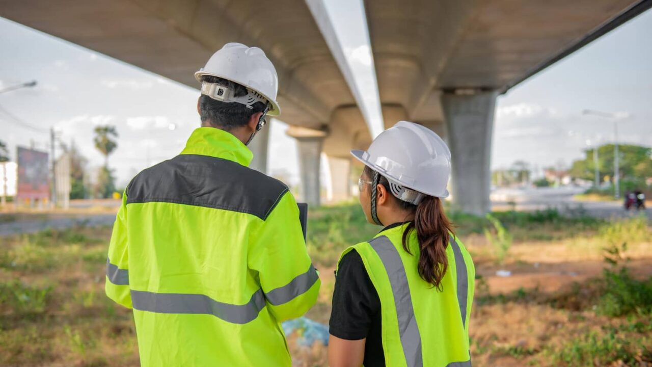 Proyectos de licitación de Obra Pública de Infraestructura de Transporte: deber de los oferentes de aportar Análisis de Precios Unitarios (APU) con la presentación de su oferta económica