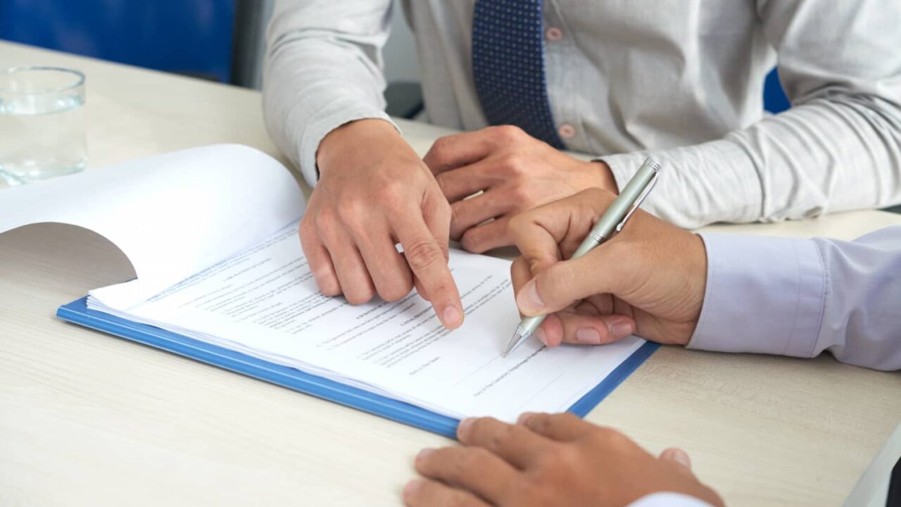 Desconocimiento del precedente, no es causal para la procedencia del recurso extraordinario de revisión