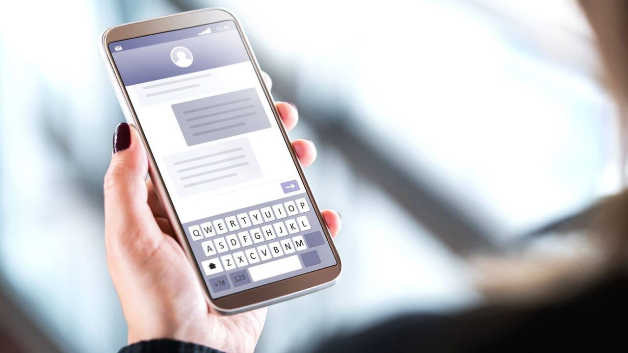 Los poderes para audiencias contractuales se pueden conferir mediante mensaje de datos