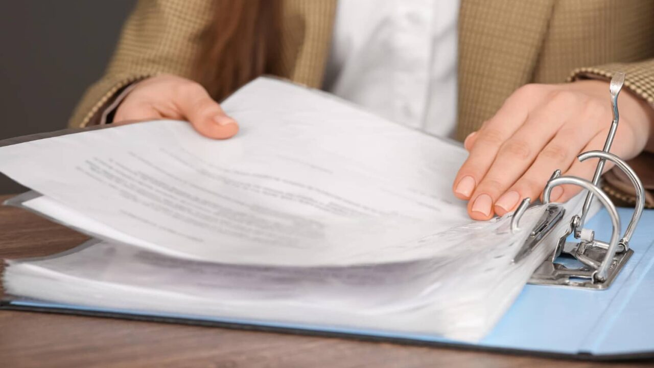 Plazo para hacer efectiva la cláusula penal de un contrato estatal