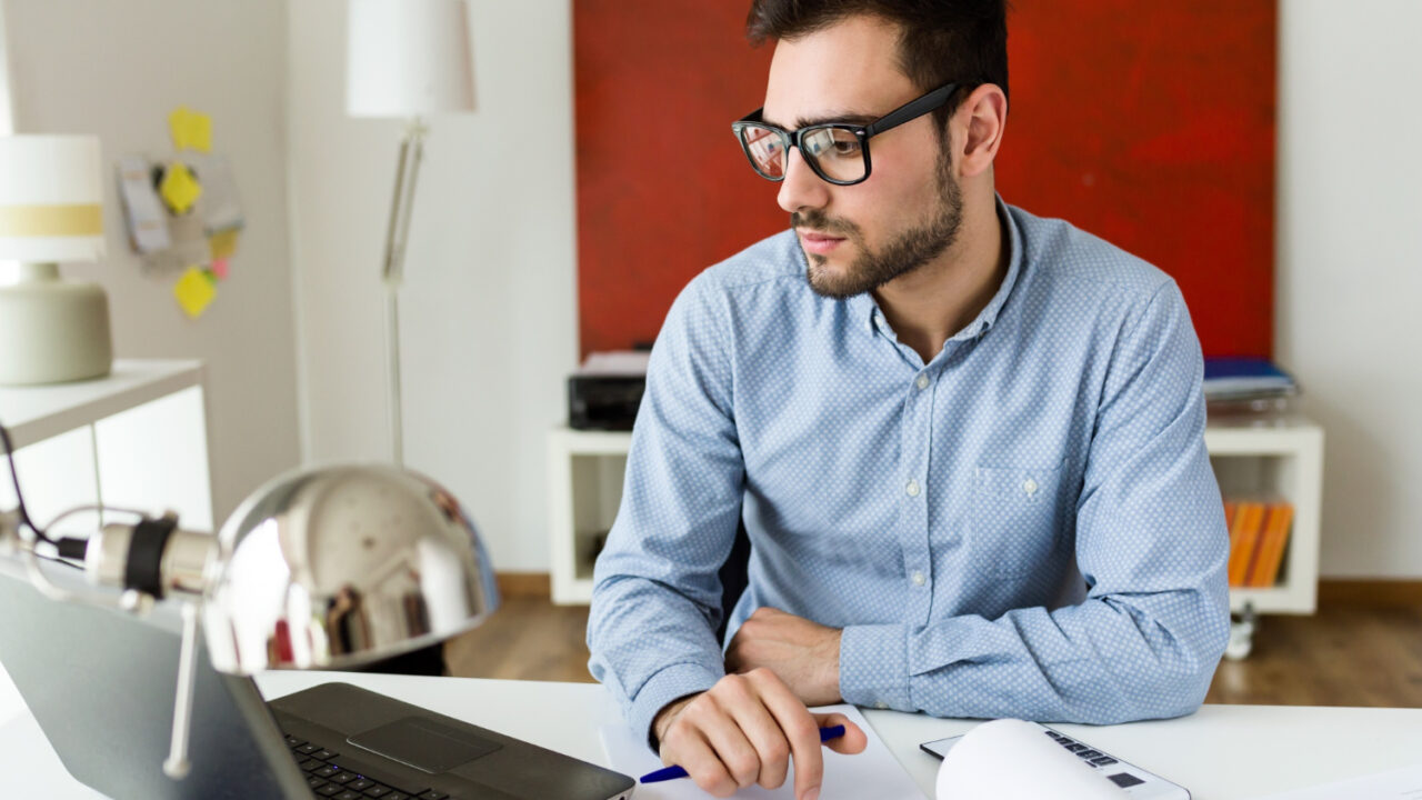 Elementos a tener en cuenta para la constitución en renuencia, como presupuesto para iniciar la acción de cumplimiento.