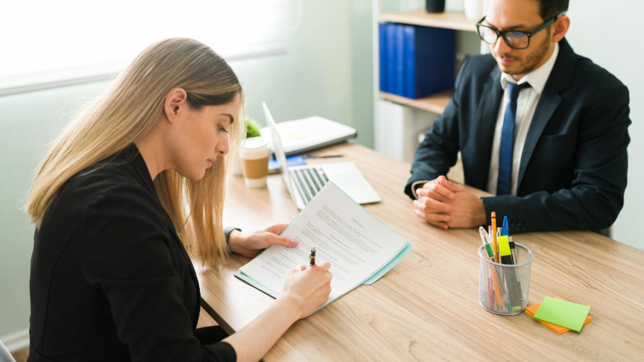 Acuerdo sobre Contratación Pública de la OMC: instrumento internacional que promueve la transparencia, integridad y competencia en el mercado.