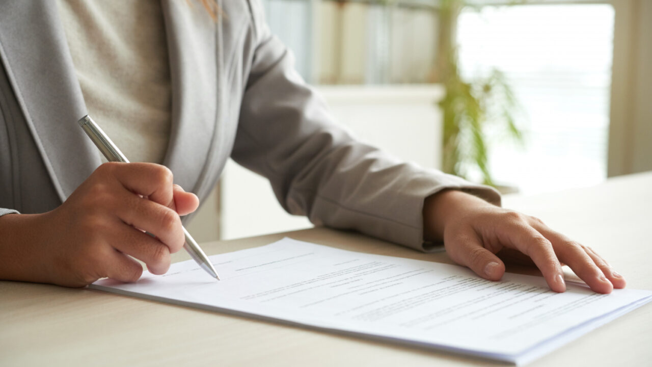 Límites a las modificaciones de los contratos estatales.