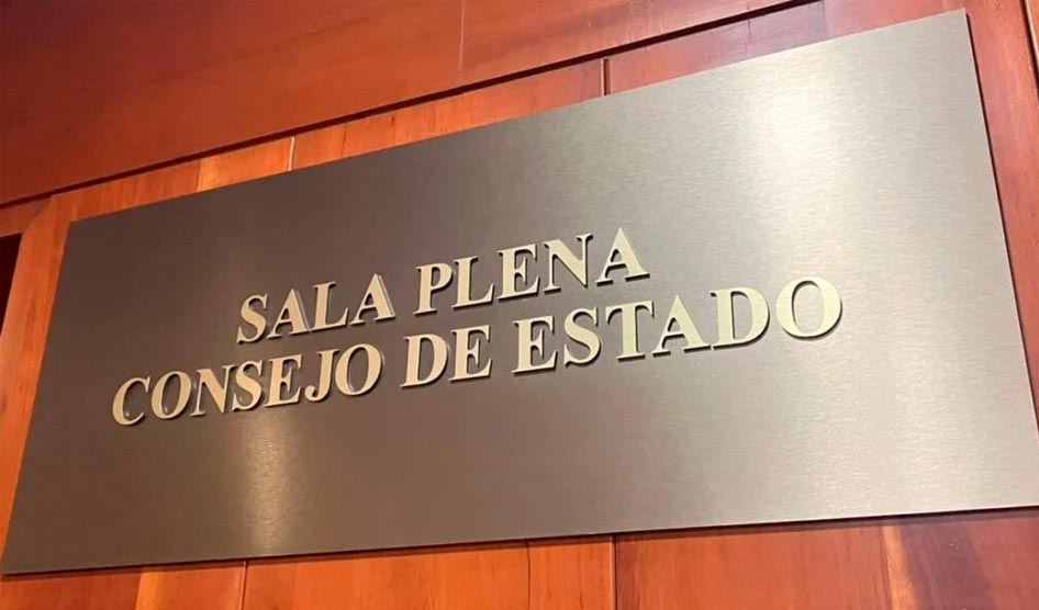 Nulidad absoluta del contrato de prestación de servicios profesionales y de apoyo a la gestión por indebida selección de la modalidad de contratación.